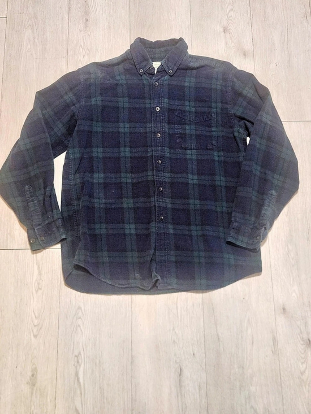 L.L.Bean Men's Scotch Plaid Flannel Shirt Heavy Cotton Size Medium